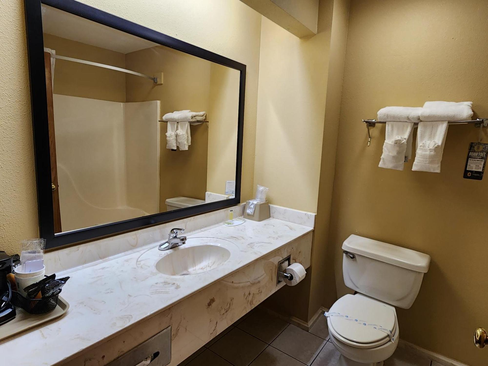 ซูเปอร์ 8 บาย วินด์แฮม ไพน์บลัฟฟ์ Hotel ภายนอก รูปภาพ